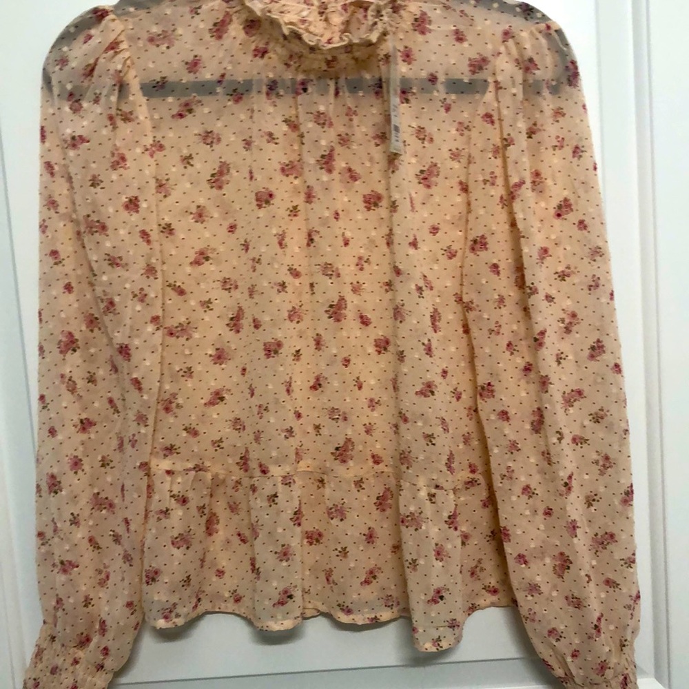 Cream flower sprin blouse